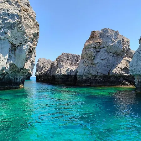 Sea Rock Rodos 아크앤젤로스