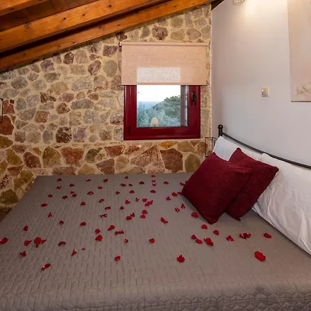 Sea Rock Rodos ארכאנגלוס