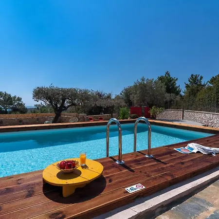 فيلة Sea Rock Rodos *