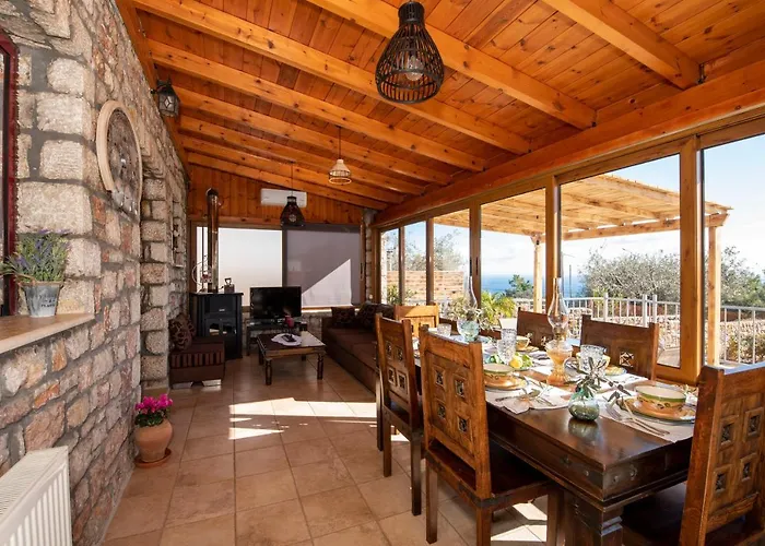 Sea Rock Rodos فيلة أرخانجلوس